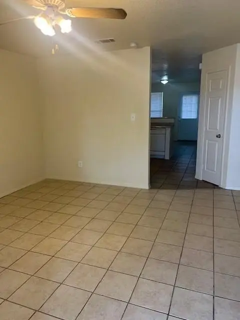 2204 Katy Ln unit: D #D, Georgetown, TX 78626 - #2