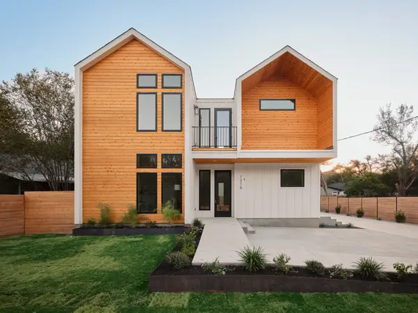 1215 Fort Branch Blvd #1, Austin, TX 78721