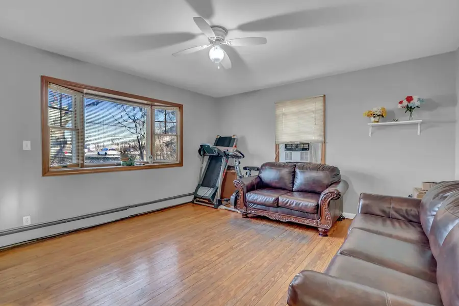 10 Eastport Manor Road, Eastport, NY 11941 - Image #3