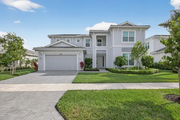9249 Crestview Circle, Palm Beach Gardens, FL 33412