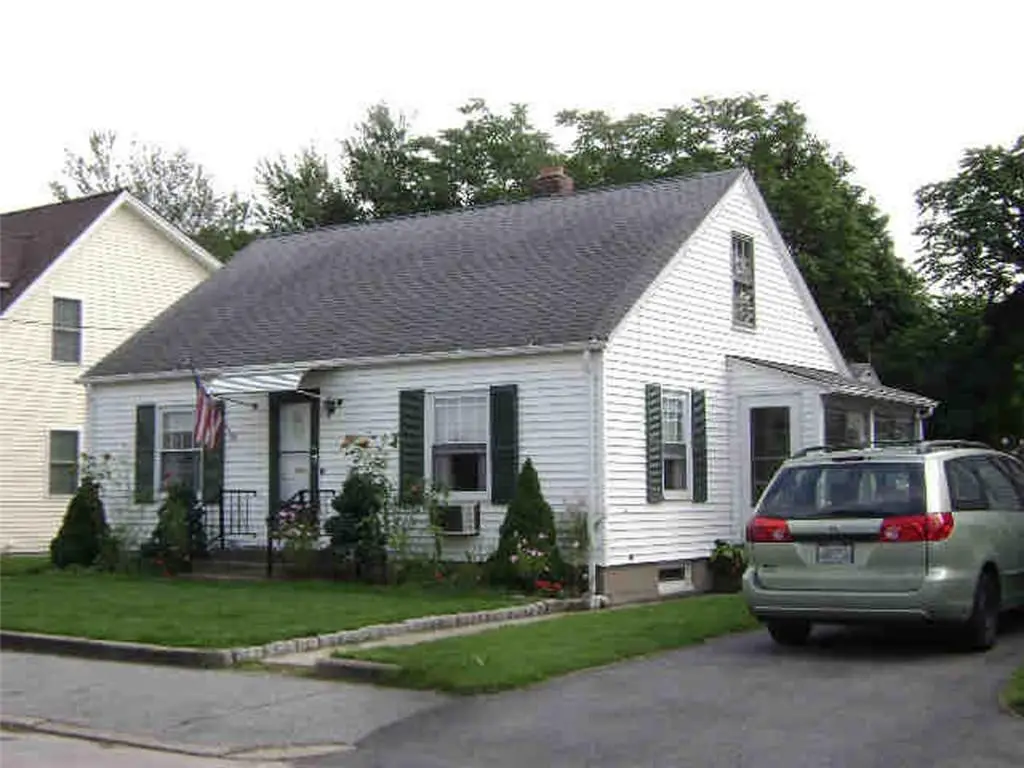 377 Vine Street, Pawtucket, RI 02861 - #1