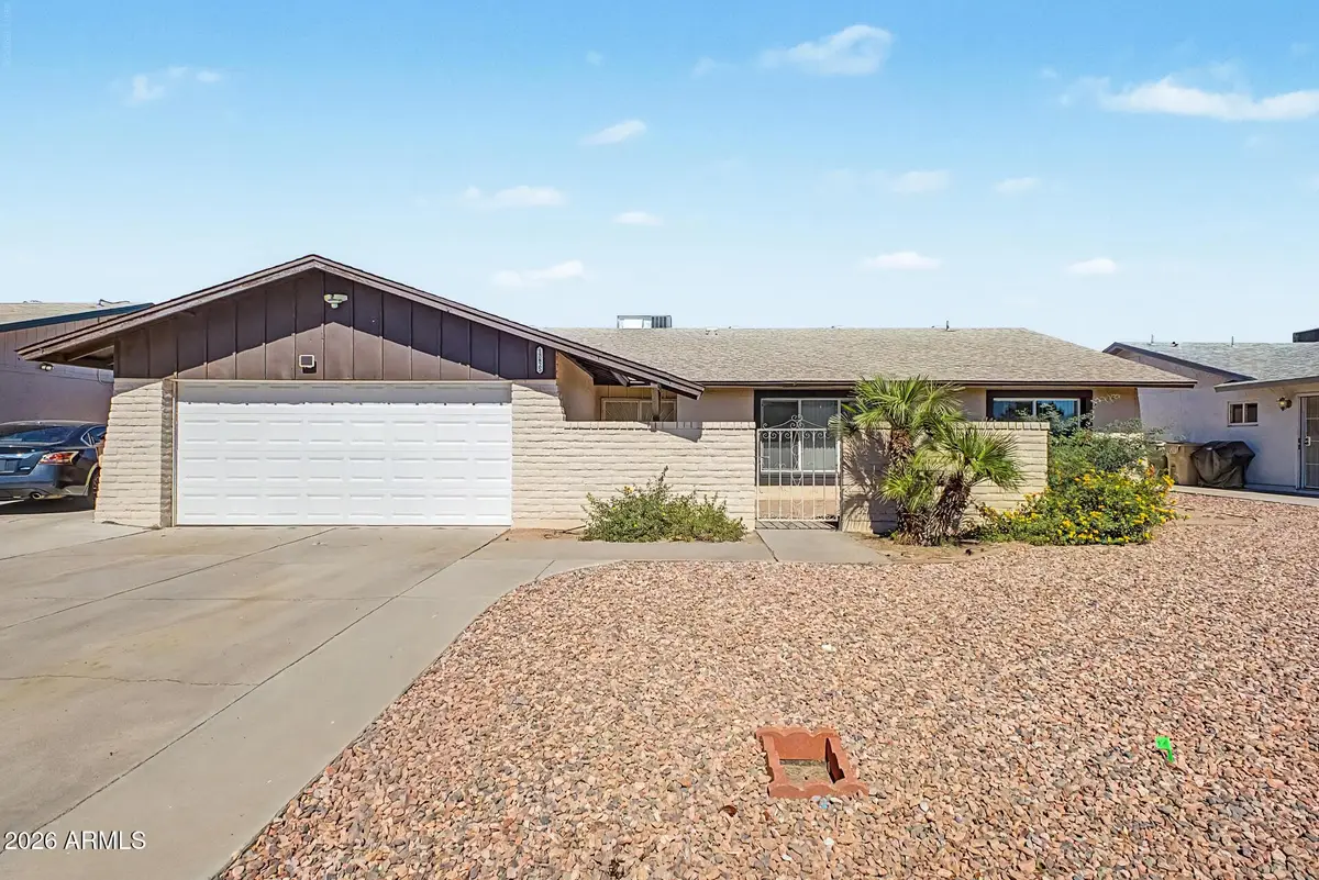 13825 N 52nd Avenue, Glendale, AZ 85306 - #1