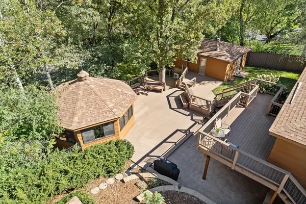 1615 Laurel Avenue, Hudson, WI 54016