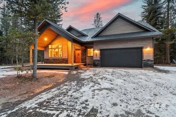 136 Jacks Loop, Donnelly, ID 83615