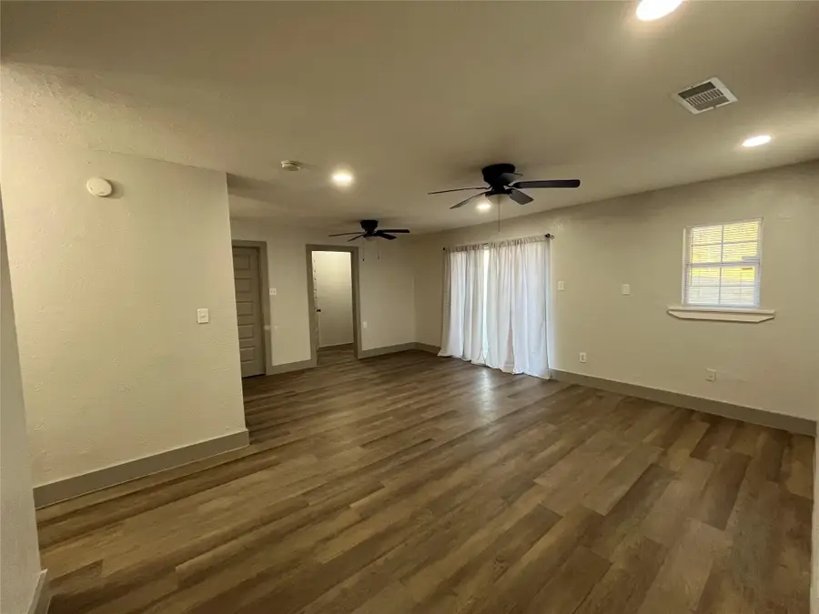 3982 Granite Hill Drive, Dallas, TX 75241 - #2