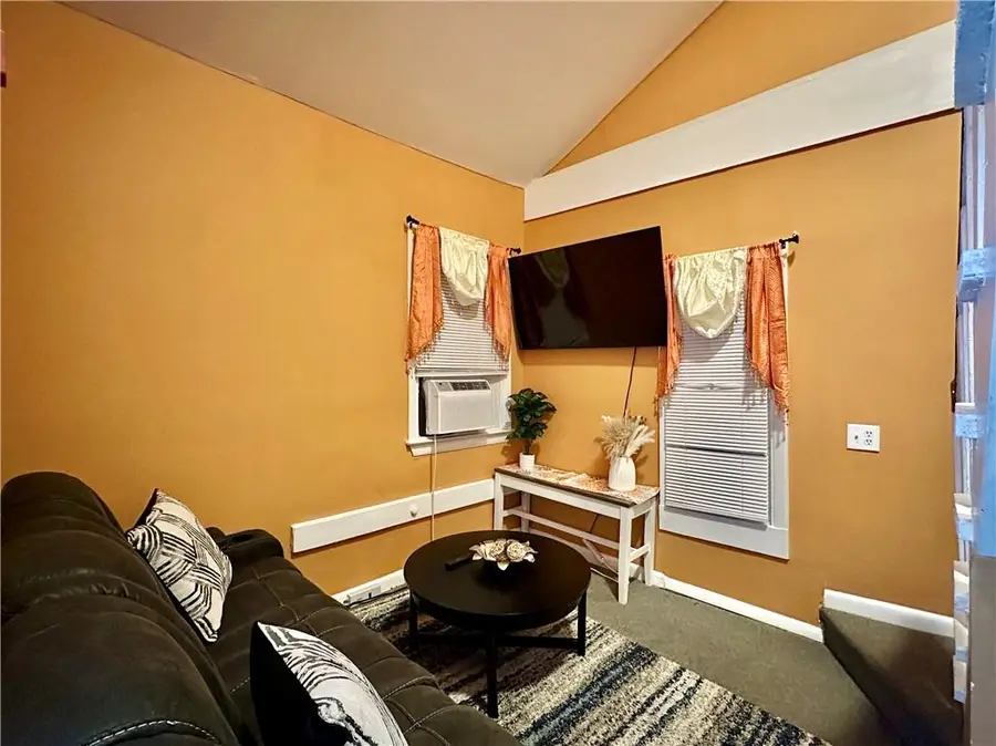 800 Oakland Beach Avenue , A, Warwick, RI 02889 - #3