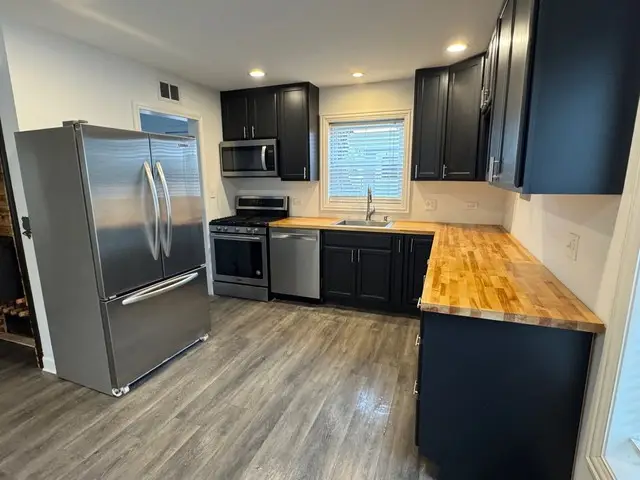 1892 White St, Des Plaines, IL 60018 - #2