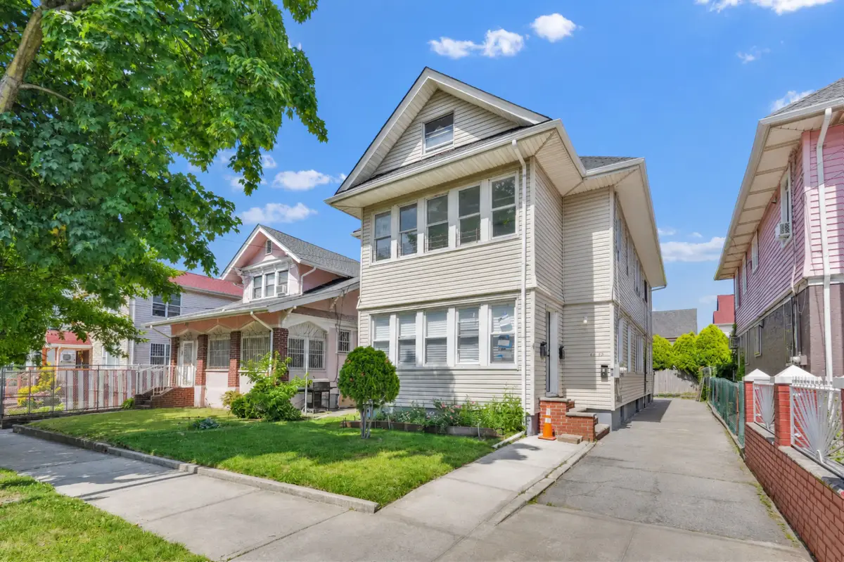 85-43 150th Street, Briarwood, NY 11435 - #1