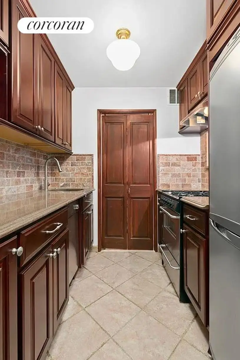 4 W 109 Street #4F, New York, NY 10025 - Image #3