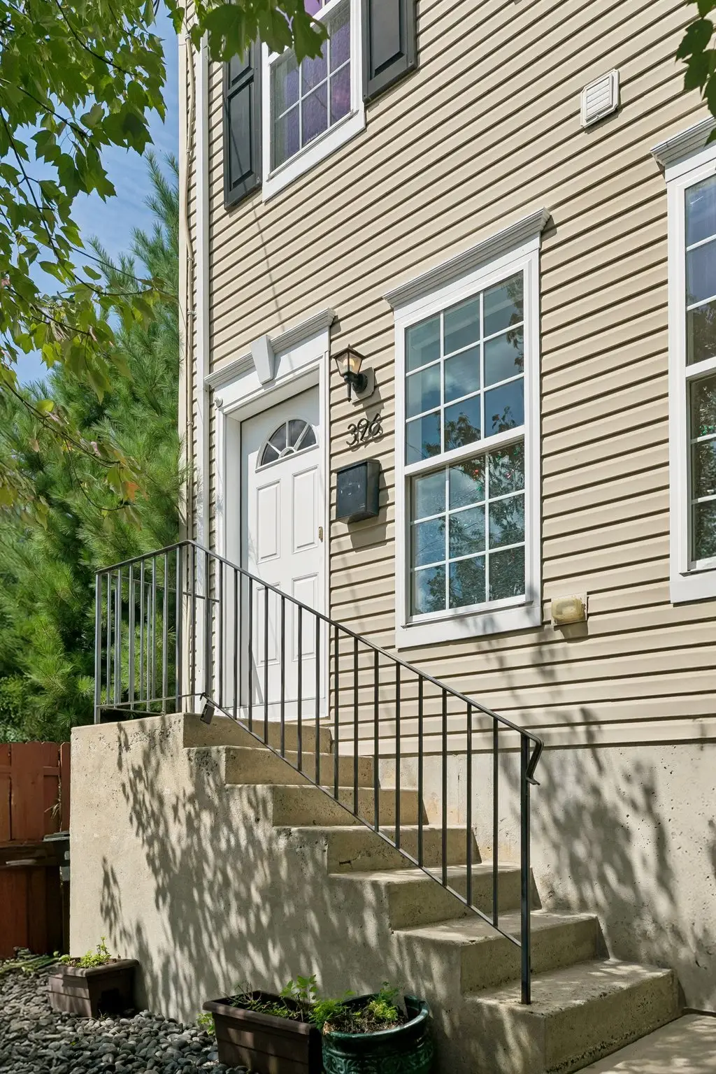 396 Delmar St, Philadelphia, PA 19128 - #1