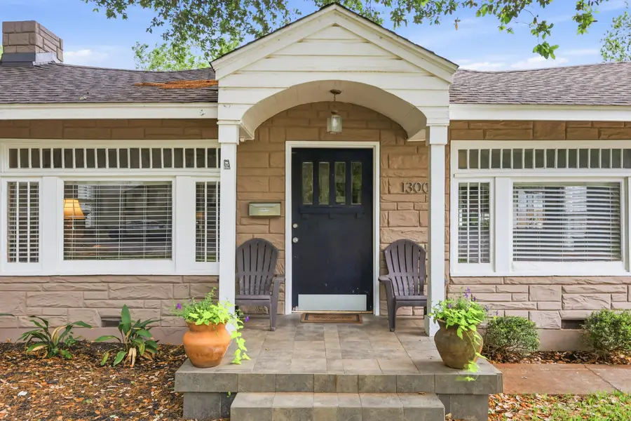 1300 Buck Avenue, Fort Worth, TX 76110 - #3