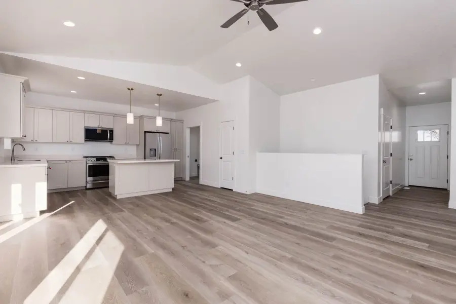 363 W 230 N, Monroe, UT 84754 - #2