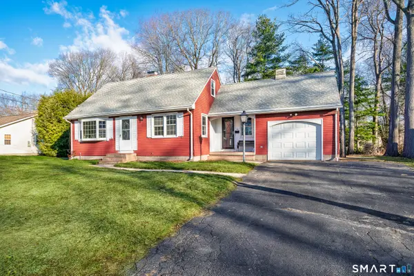 35 Jasmine Street, Bristol, CT 06010