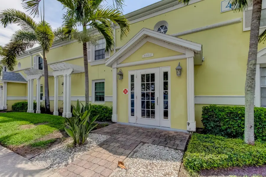5092 Beach Dr SE # A, Saint Petersburg, FL 33705 - #2