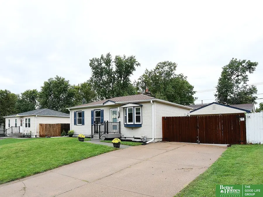 2206 Lillian Street, Bellevue, NE 68147 - #2