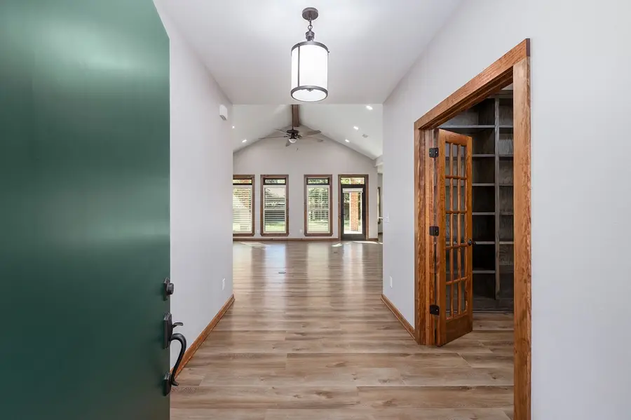 1308 Walnut Bend Drive, Lufkin, TX 75904 - Image #3