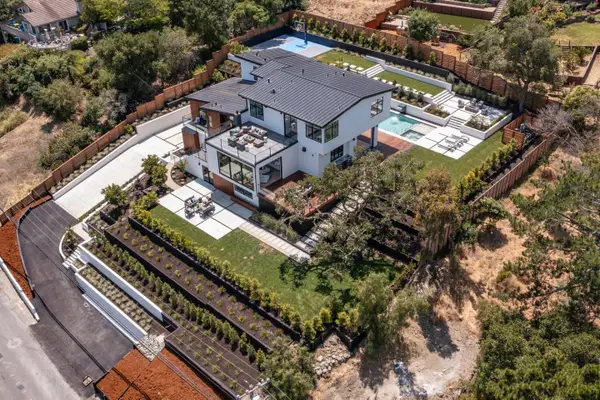 3964 Jefferson Avenue, Redwood City, CA 94062