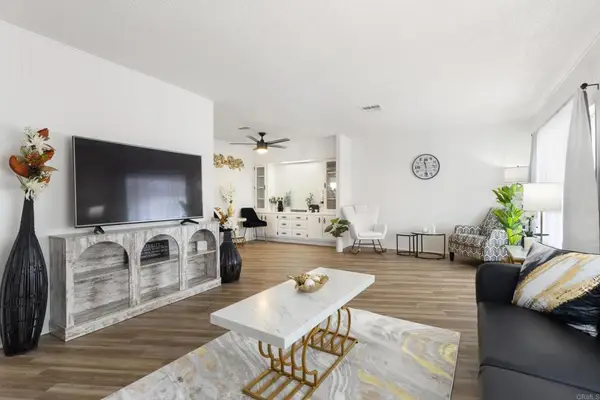 155 Las Flores Drive #25, San Marcos, CA 92069