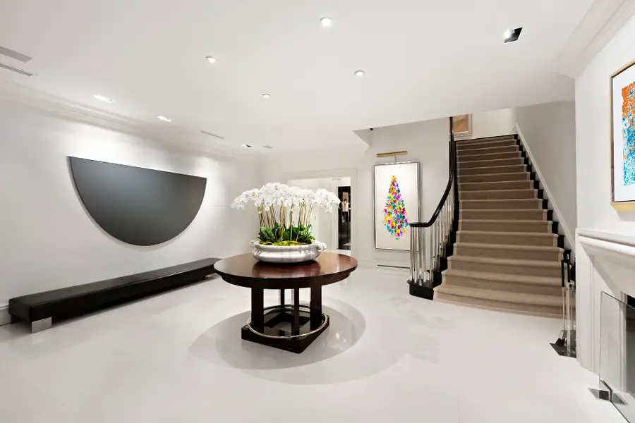 10 E 73rd Street, Manhattan, NY 10021 - #2