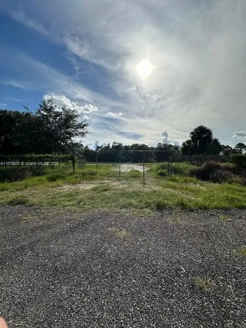 420 S. Coral St., Clewiston, FL 33440 - #2