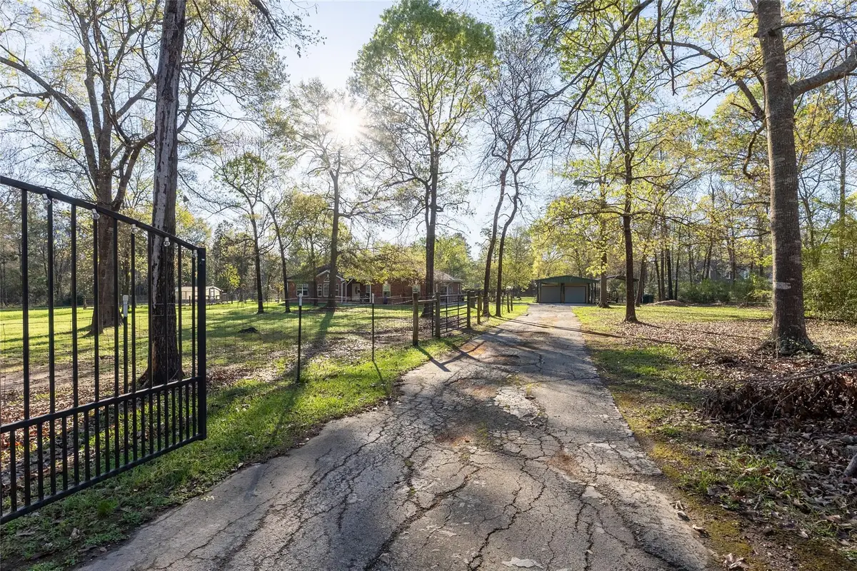 88 Vela Road, Huntsville, TX 77340 - #1