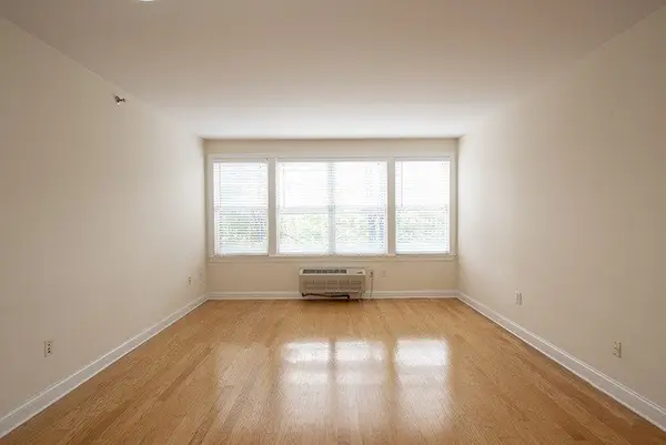 40 CONSTITUTION WAY #202, JC, Greenville, NJ 07305