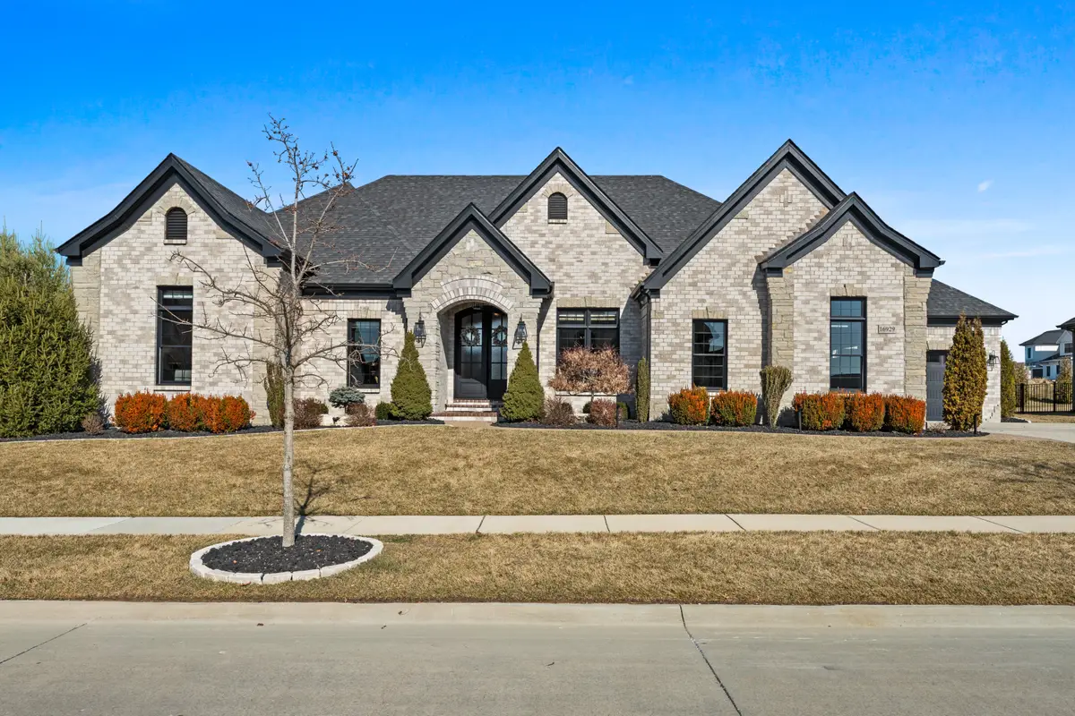 16929 Lake Meadow, Chesterfield, MO 63005 - #1