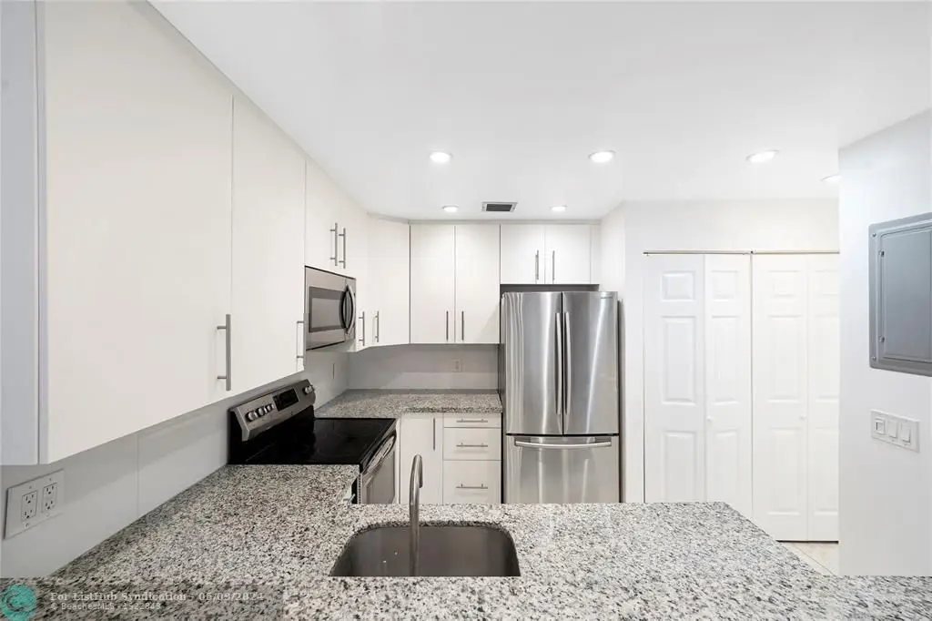 1922 Players Pl, North Lauderdale, FL 33068 - #1