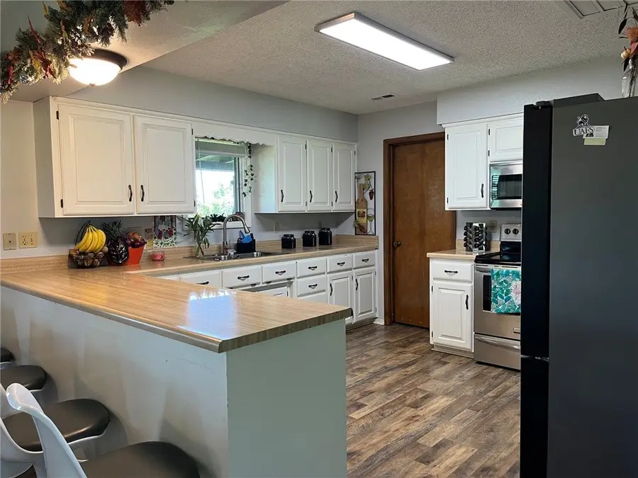 8790 Fred Austin Road, Decatur, AR 72722 - #2