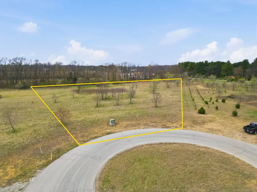 940 N, Lake Village, IN 46349 - #2