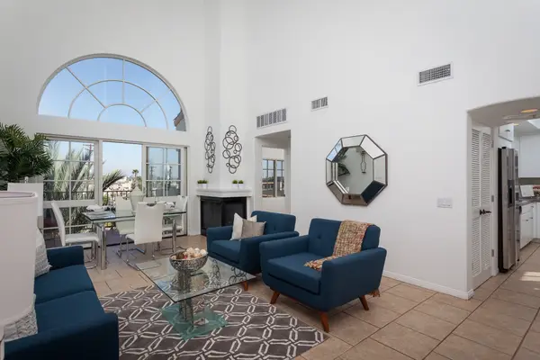 851 N San Vicente Boulevard #308, West Hollywood, CA 90069