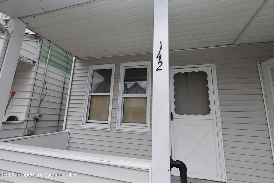 142 Madison Street, Wilkes Barre, PA 18702 - Image #2