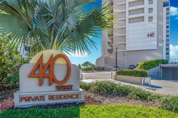 450 S GULFVIEW BOULEVARD #807, CLEARWATER BEACH, FL 33767