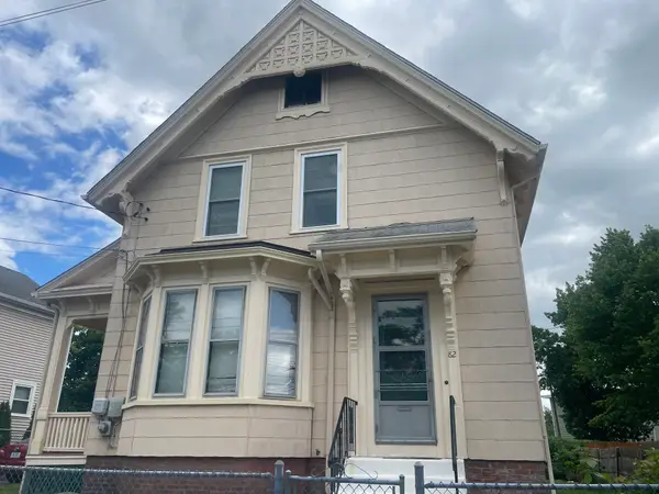 82 Jefferson Avenue, Pawtucket, RI 02860