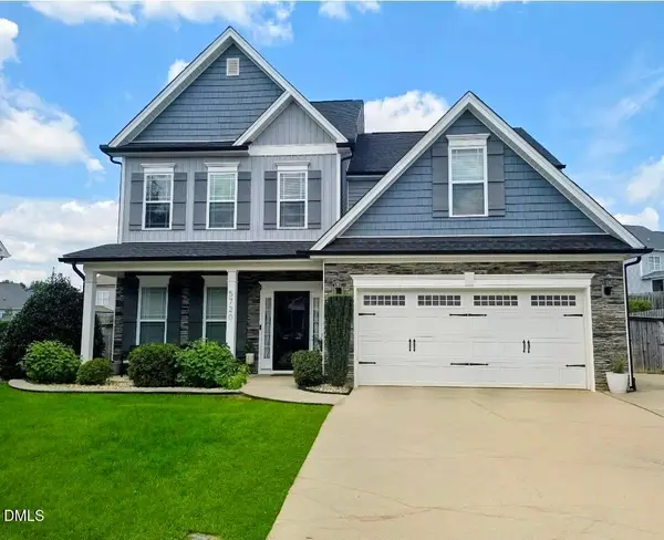 5720 Lumiere Street, Holly Springs, NC 27540