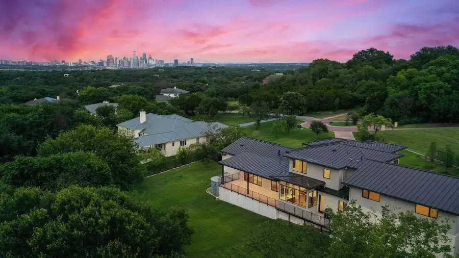 5205 Scenic View Dr, Austin, TX 78746 - Image #2