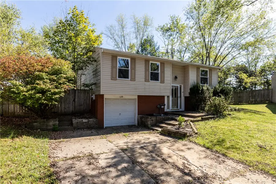 129 Skyline Dr, Plum, PA 15239 - Image #2