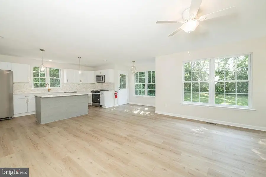 15 S Academy St, Glassboro, NJ 08028 - #3