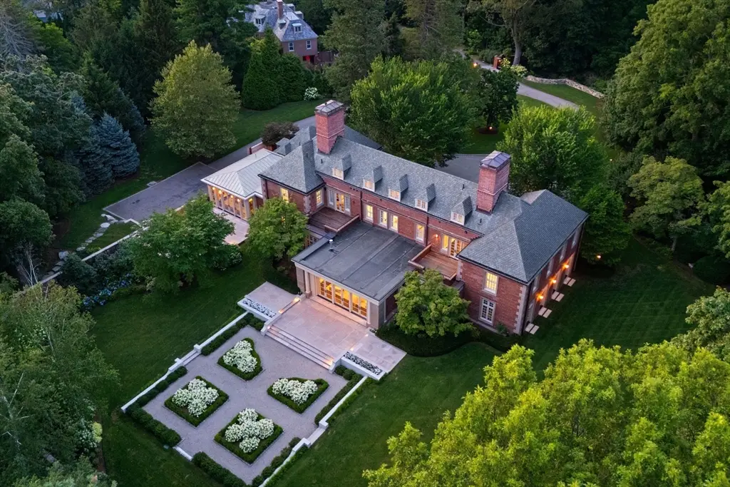 1014 Boylston Street, Chestnut Hill, MA 02467 - #1