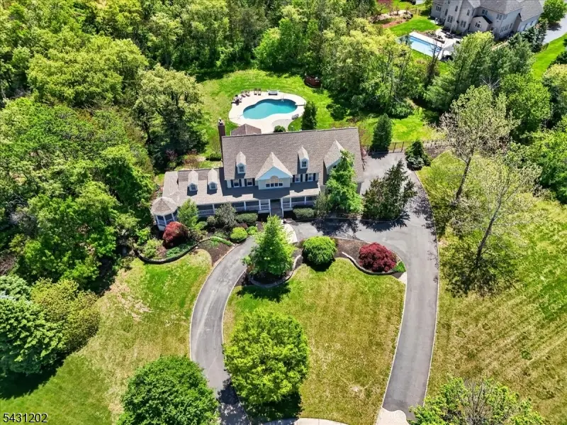 6 Harman Ct, Hillsborough, NJ 08844 - #1