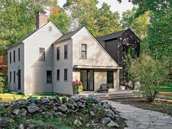 296 Stoney Holllow Road, Tiverton, RI 02878