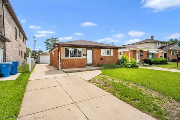 6042 Highview Street, Dearborn Heights, MI 48127
