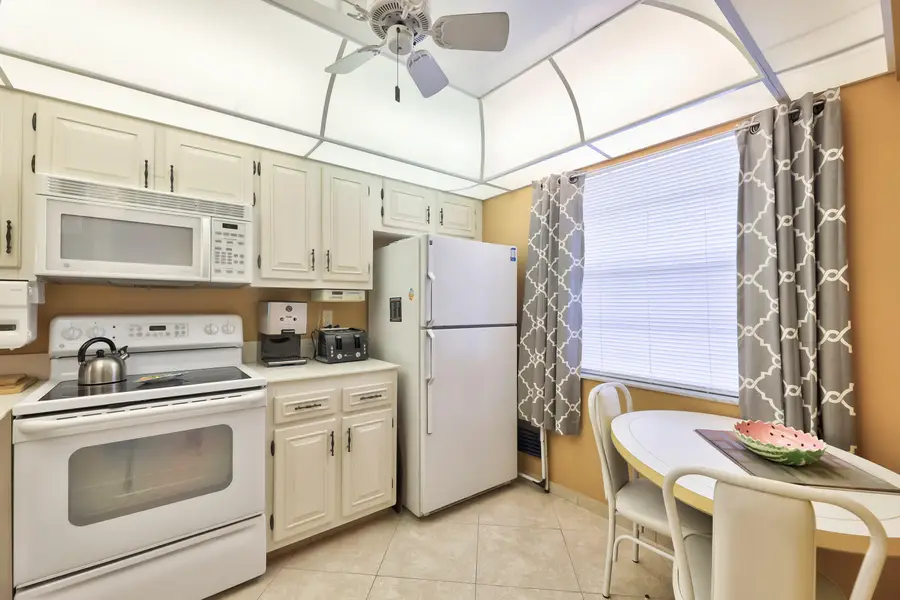 2704 Nassau Bend #B2, Coconut Creek, FL 33066 - #3