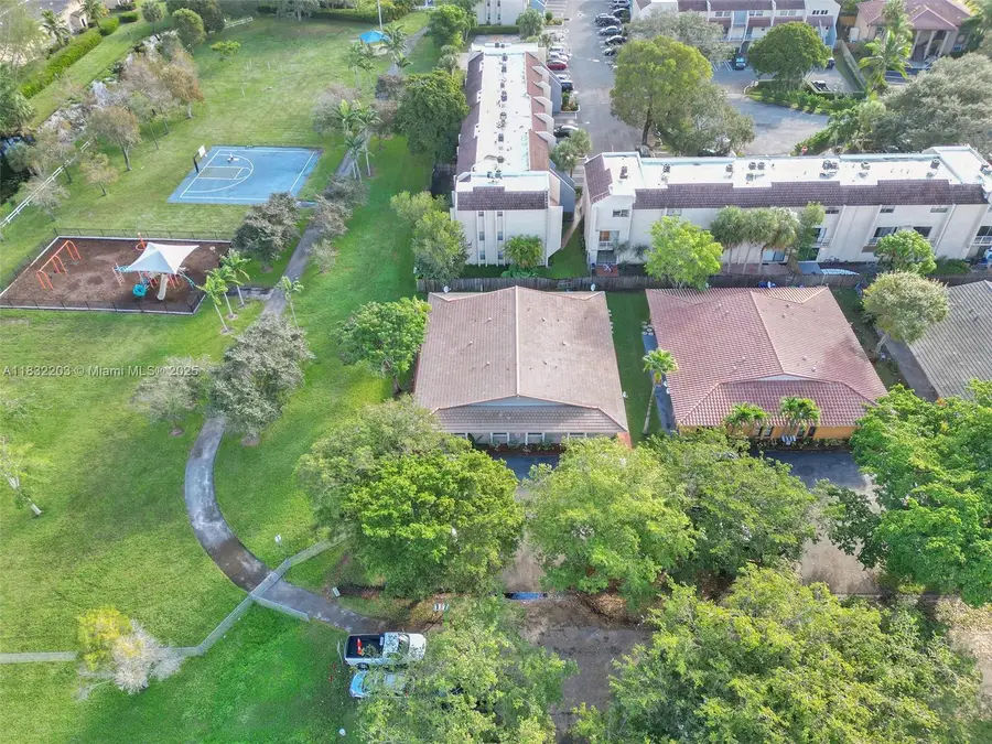 3775 NW 116th Ter, Coral Springs, FL 33065 - Image #2