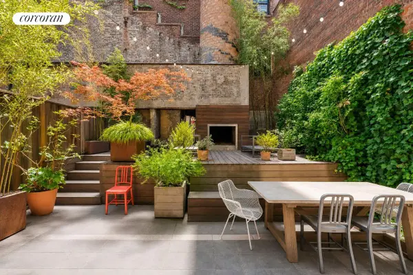 130 Jackson Street #1E, Brooklyn, NY 11211