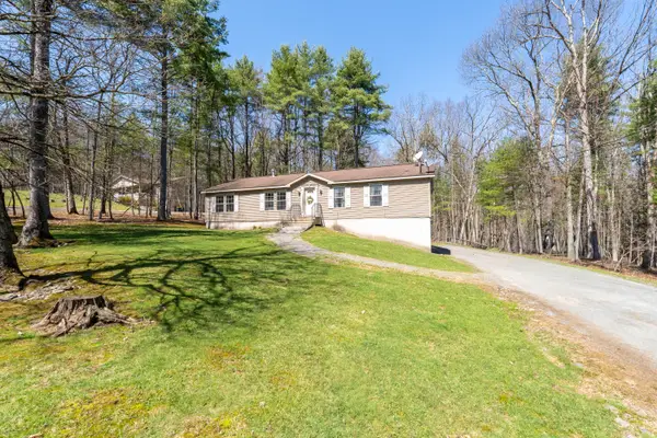 149 Eastwood Circle, Hawley, PA 18428