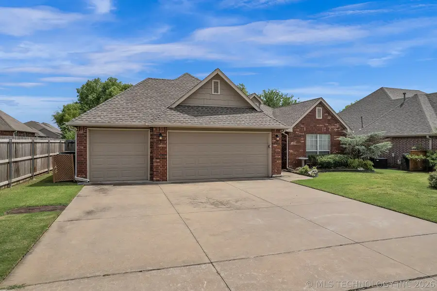 13104 E 112th Street, Owasso, OK 74055 - #3