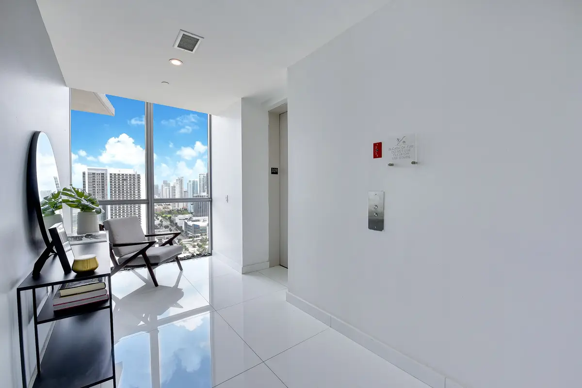1100 Biscayne Blvd #3205, Miami, FL 33132 - #1
