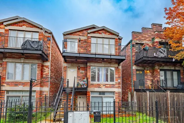 2435 W Polk Street #3, Chicago, IL 60612