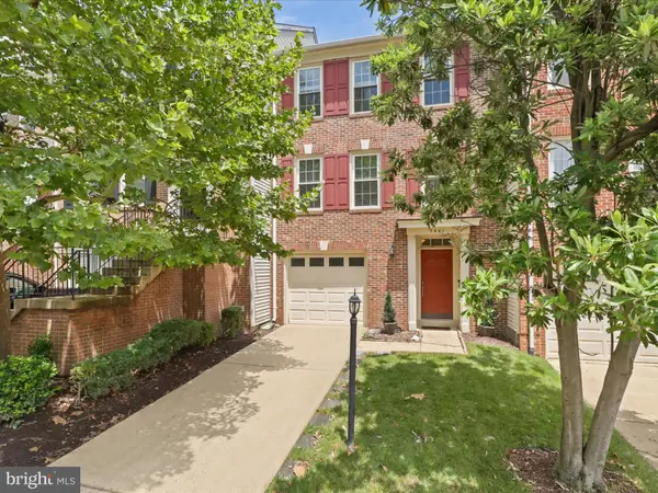 7441 Heatherfield Lane, Alexandria, VA 22315